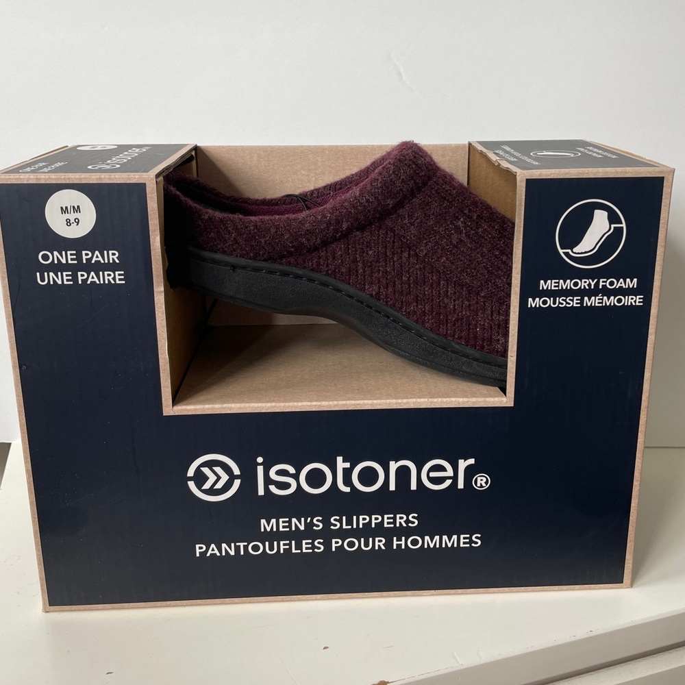 NIB Isotoner Men's Slippers in Deep Burgundy